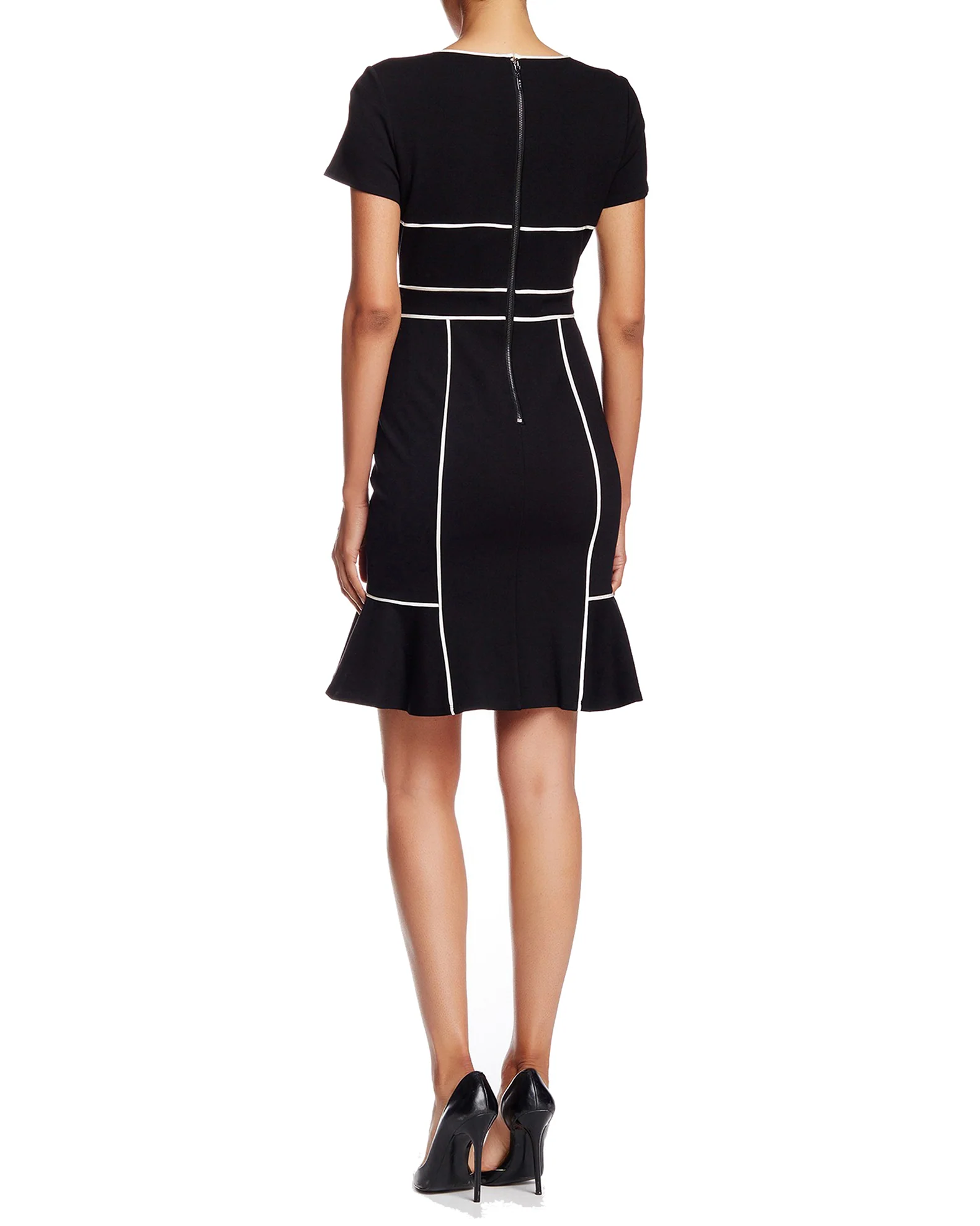 FOCUS by Shani — Contrast Tulip Hem Dress in Black - Image 2