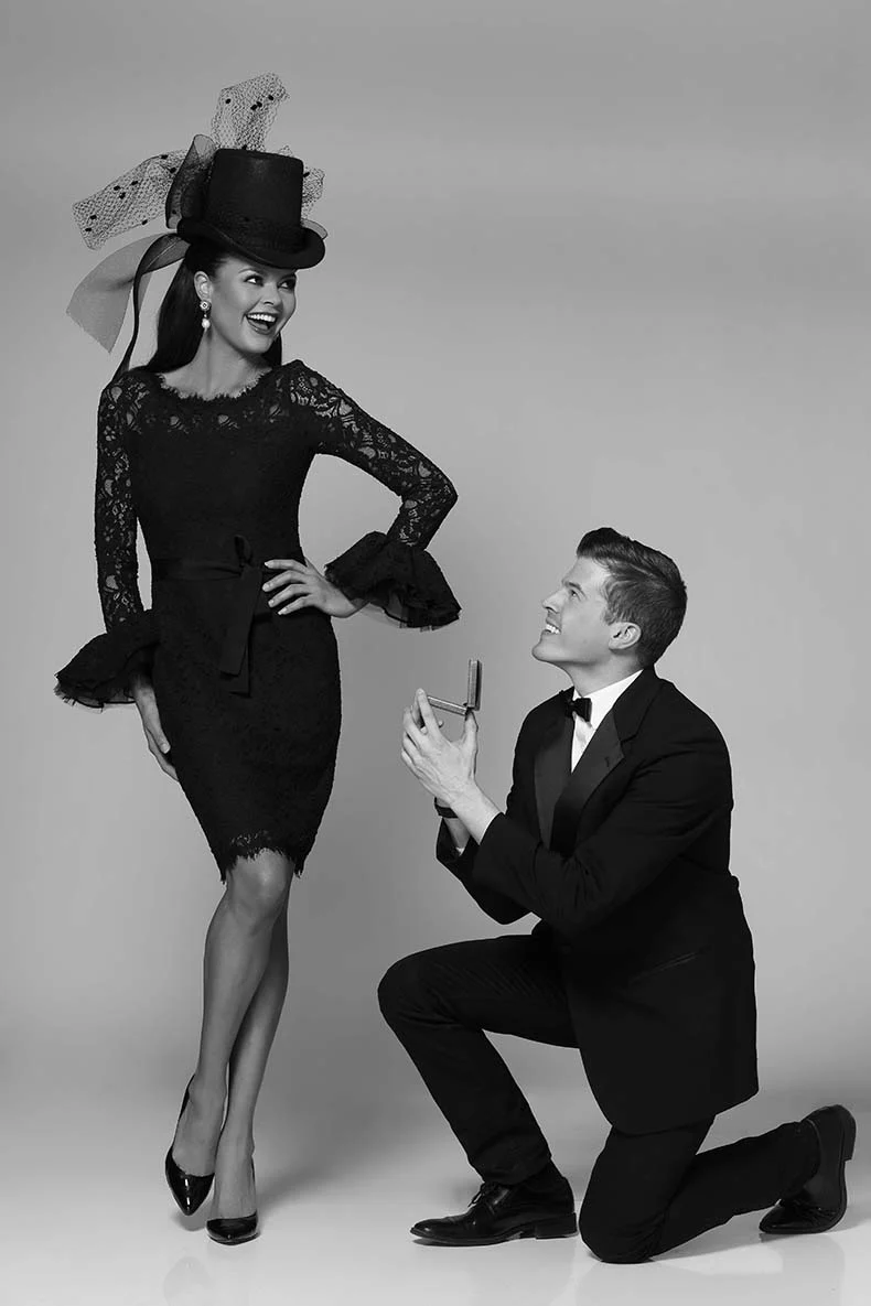 Ruffle-Sleeve Lace Dress in Black - Image 3