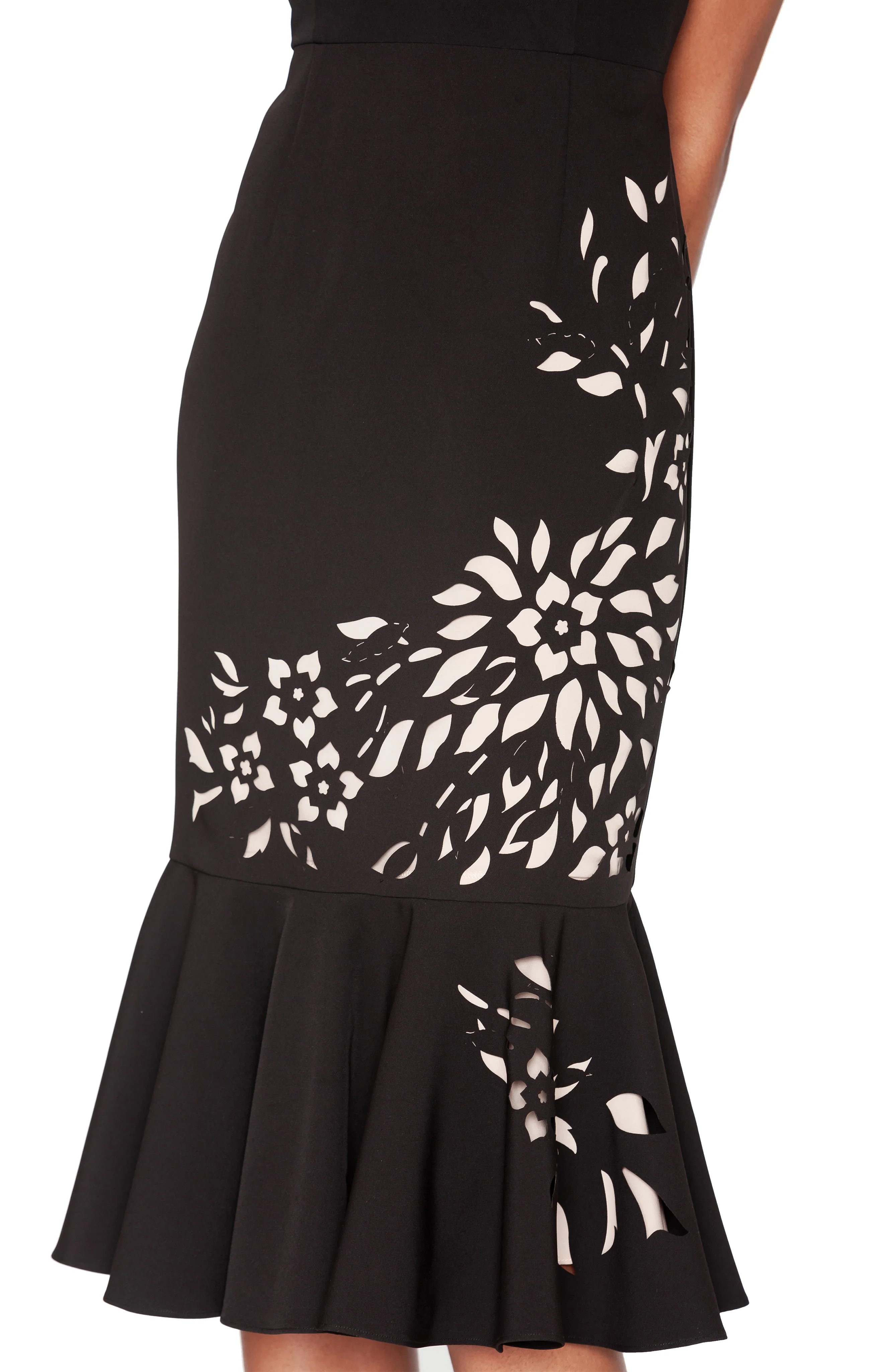 WHITE TIE by Shani - Sleeveless Laser Cutting Dress with Flounce - Black/Pink - Image 5